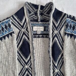 Euc Lucky Brand Blue and Gray Geometric Cardigan, Sz m